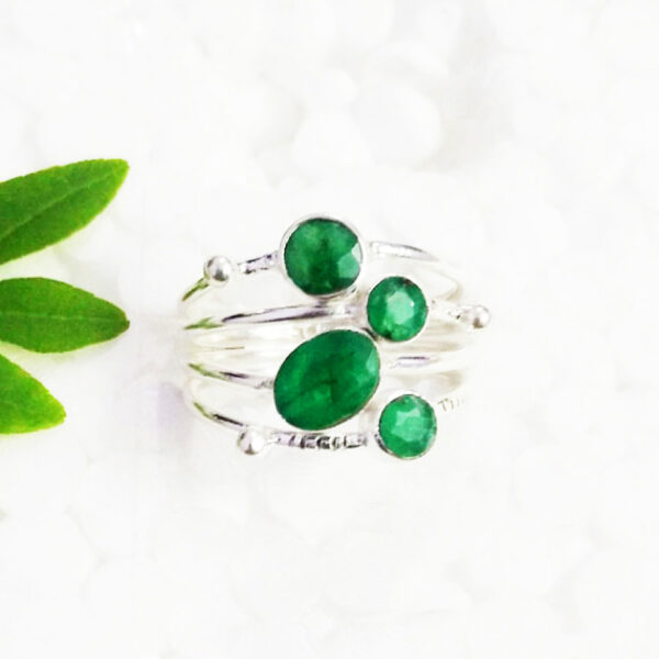 925 Sterling Silver Emerald Ring Handmade Jewelry Gemstone Birthstone Ring front picture