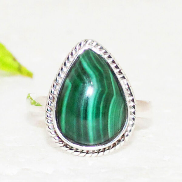 925 Sterling Silver Malachite Ring Handmade Jewelry Gemstone Birthstone Ring front picture