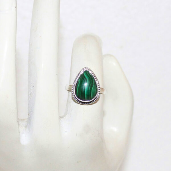 925 Sterling Silver Malachite Ring Handmade Jewelry Gemstone Birthstone Ring hand picture