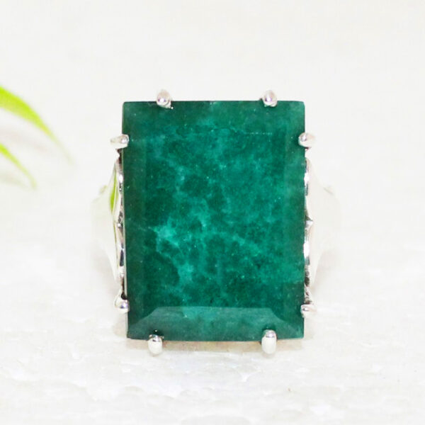 925 Sterling Silver Emerald Ring Handmade Jewelry Gemstone Birthstone Ring front picture