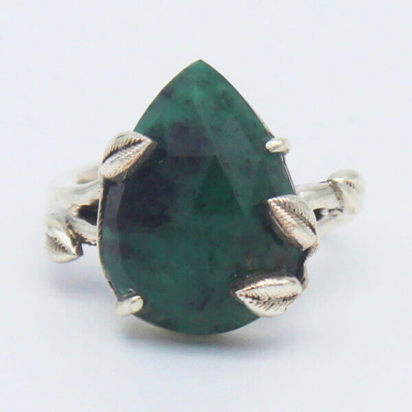 925 Sterling Silver Emerald Ring Handmade Jewelry Gemstone Birthstone Ring front picture