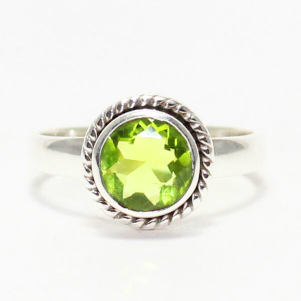 925 Sterling Silver Peridot Ring Handmade Jewelry Gemstone Birthstone Ring front picture