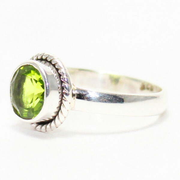 925 Sterling Silver Peridot Ring Handmade Jewelry Gemstone Birthstone Ring side picture