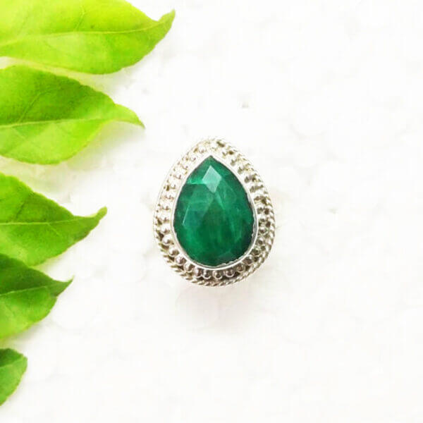 925 Sterling Silver Emerald Ring Handmade Jewelry Gemstone Birthstone Ring front picture