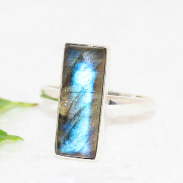 925 Sterling Silver Labradorite Ring Handmade Jewelry Gemstone Birthstone Ring front picture