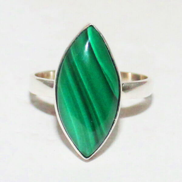 925 Sterling Silver Malachite Ring Handmade Jewelry Gemstone Birthstone Ring front picture