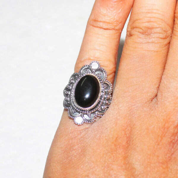 925 Sterling Silver Onyx Ring Handmade Jewelry Gemstone Birthstone Ring hand picture