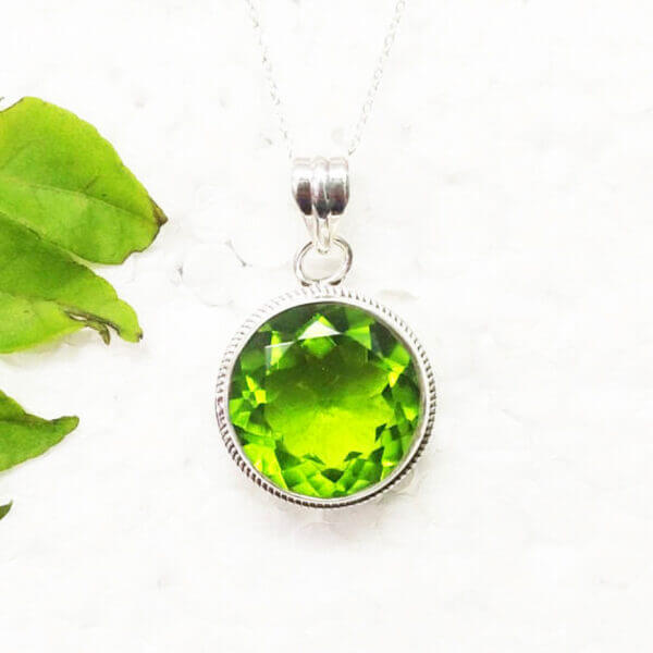 925 Sterling Silver Peridot Necklace Handmade Jewelry Gemstone Birthstone Pendant front picture