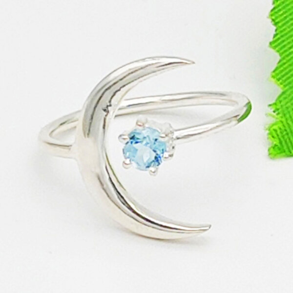 925 Sterling Silver Blue Topaz Ring Handmade Jewelry Gemstone Birthstone Ring front picture