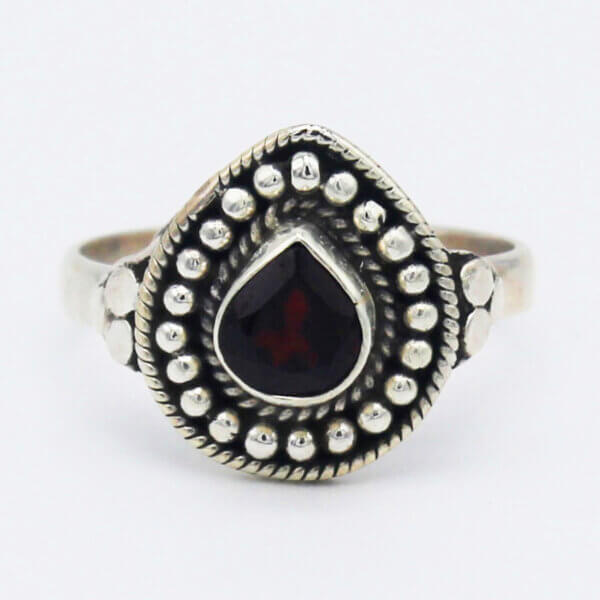 925 Sterling Silver Garnet Ring Handmade Jewelry Gemstone Birthstone Ring front picture