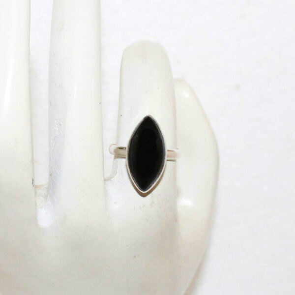 925 Sterling Silver Black Onyx Ring Handmade Jewelry Gemstone Birthstone Ring hand picture