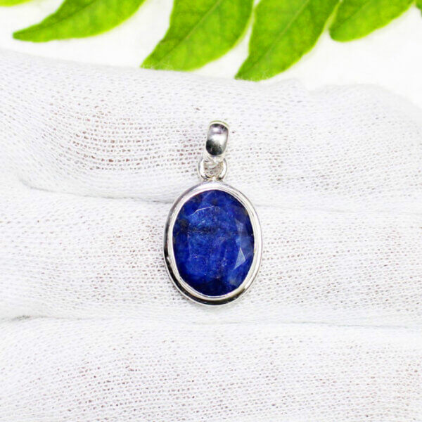 925 Sterling Silver Sapphire Necklace Handmade Jewelry Gemstone Birthstone Pendant hand picture