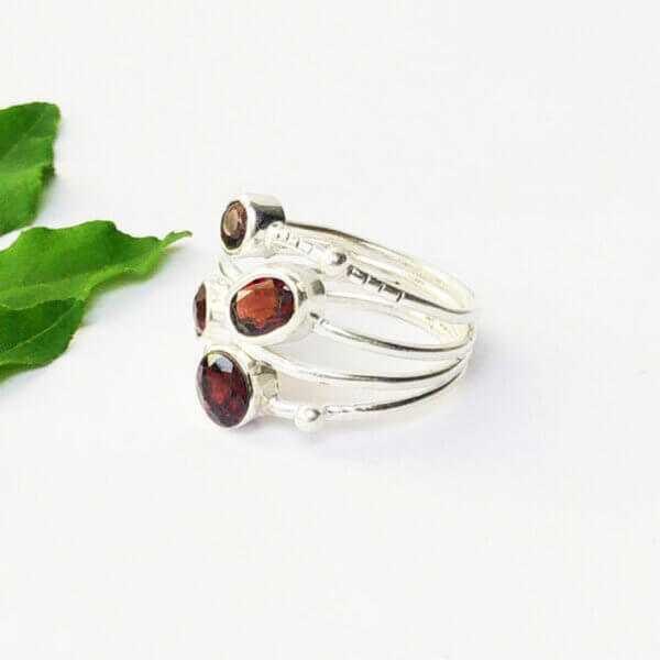 925 Sterling Silver Garnet Ring Handmade Jewelry Gemstone Birthstone Ring side picture