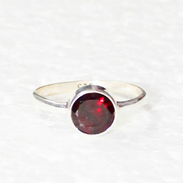 925 Sterling Silver Garnet Ring Handmade Jewelry Gemstone Birthstone Ring front picture