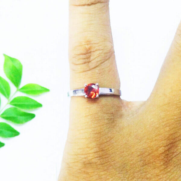 925 Sterling Silver Garnet Ring Handmade Jewelry Gemstone Birthstone Ring hand picture